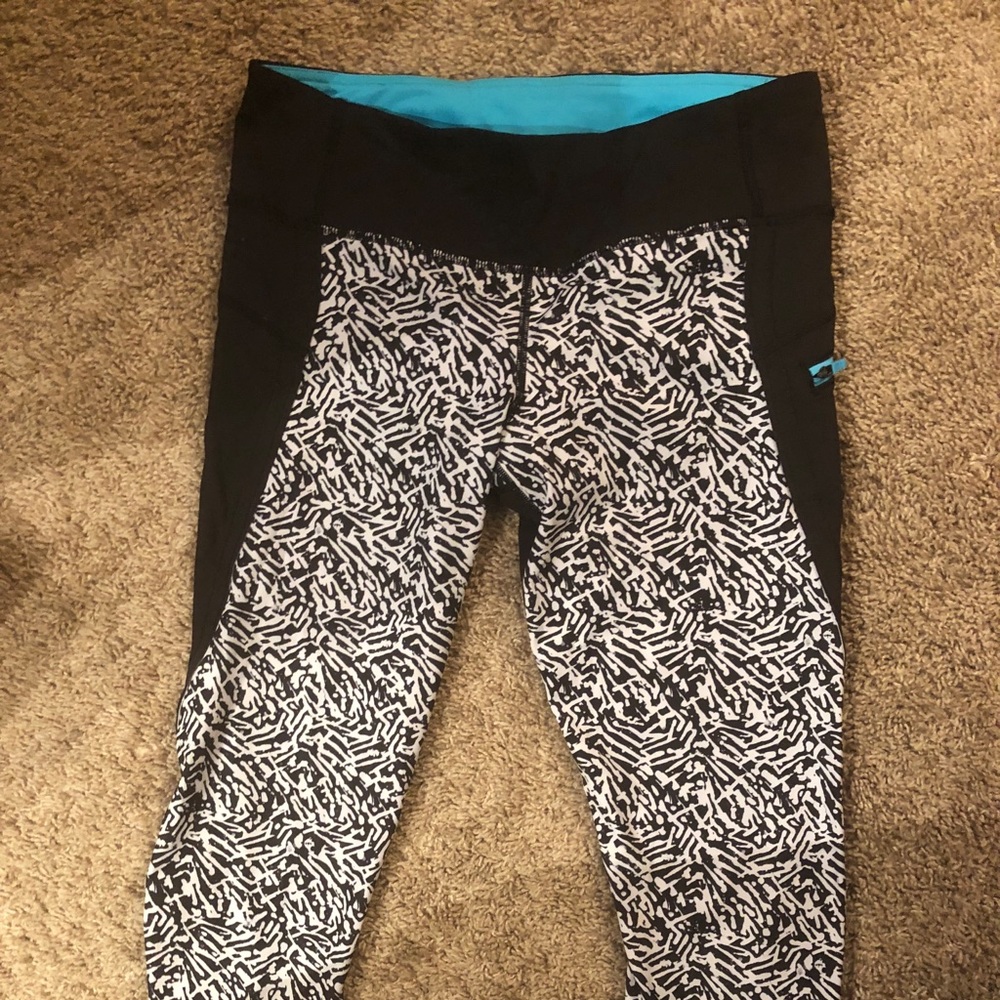Lululemon crop leggings